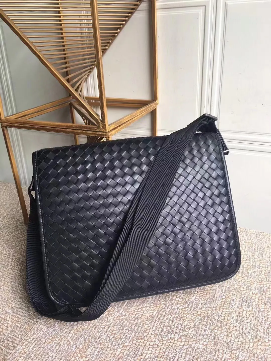 All categories 💚 Top version men’s bags 💚 BV 2024 new BV crossbody bag